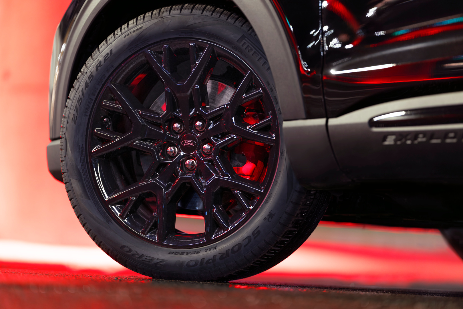 SMALL_2027_Ford_Explorer_ST_Sinister_package_8_104
